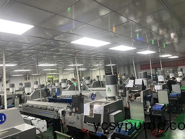 走心(xin)機(jī)(ji)車(chē)間